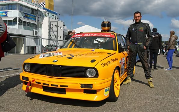 Smyrlis Racing's BMW E30 V8 in the DMV BMW Challenge